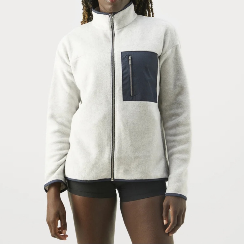 Sweaty Betty Mallow Zip Front Fleece Jacket in Grey & Navy Blue Size Large NWT